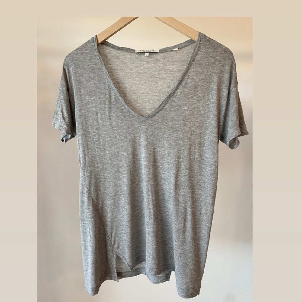 Never Worn Bella Luxx Asymmetrical Grey Tee